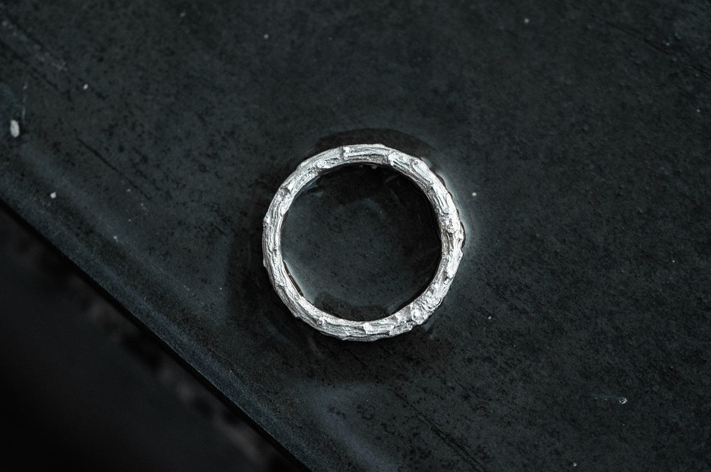Ring "Light vine"