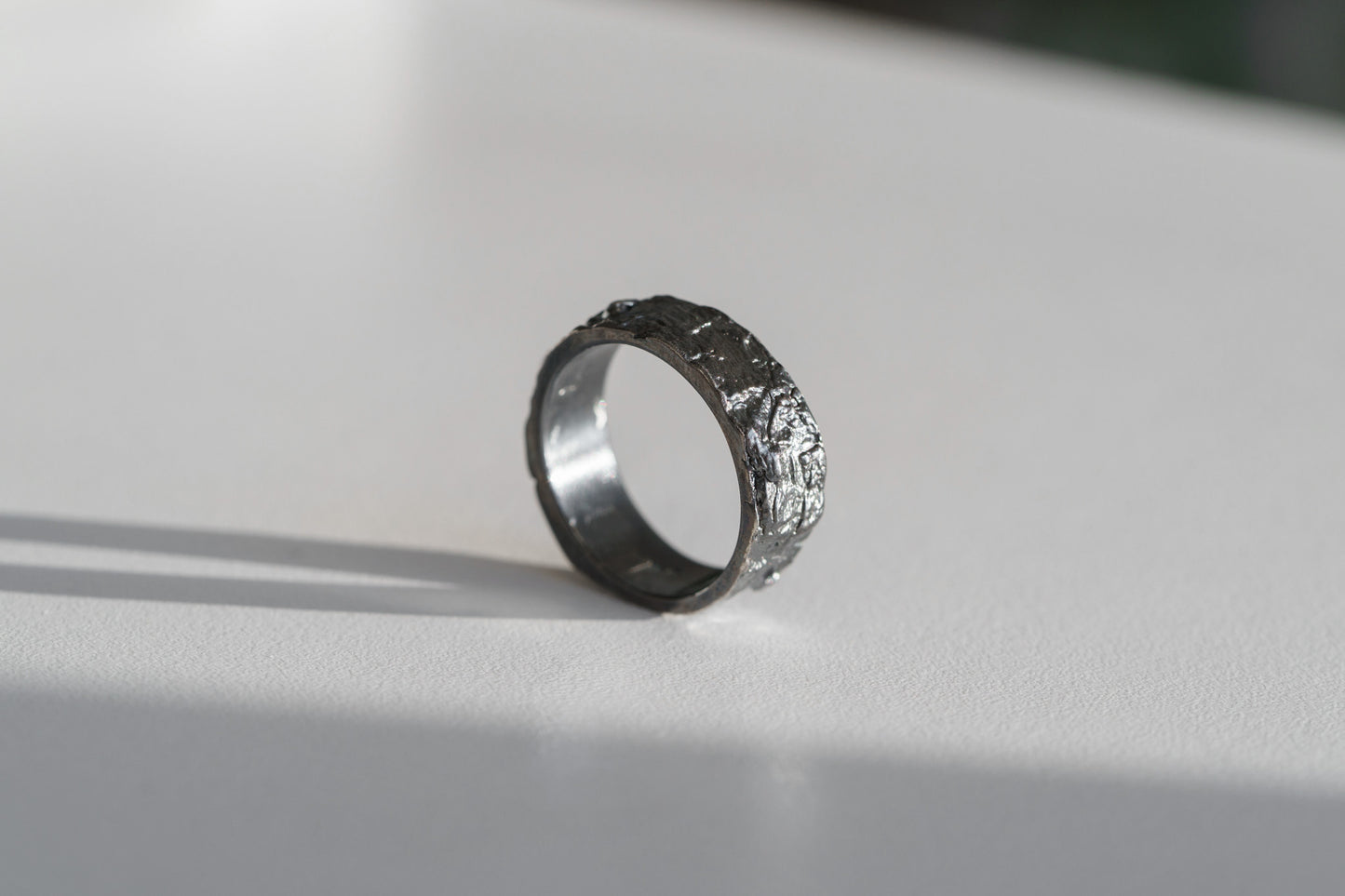 Ring "Oak bark" blackened (6 mm)