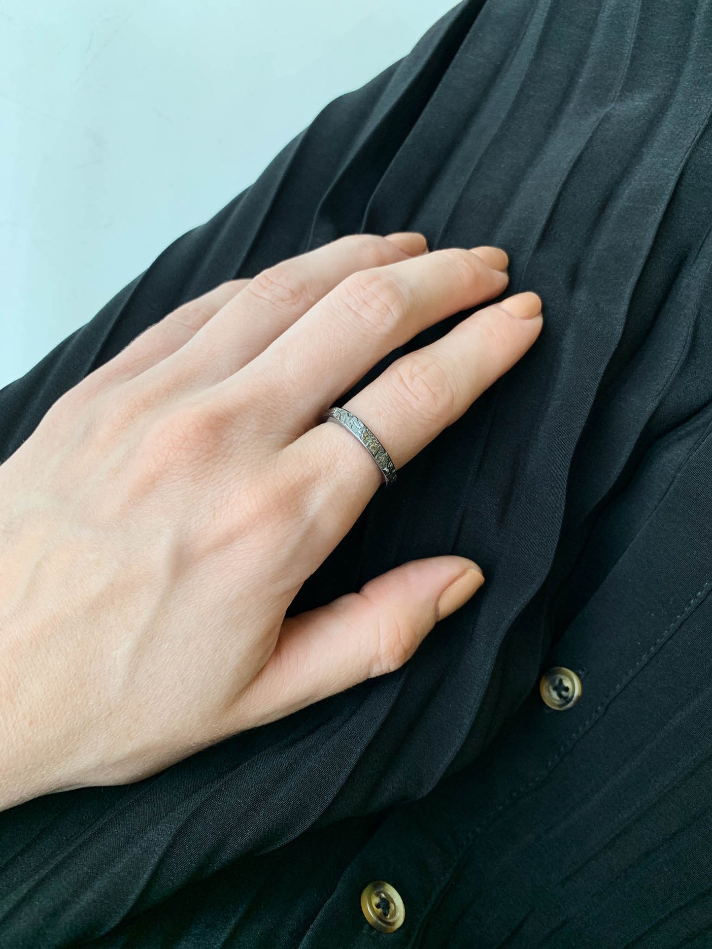 Ring "Oak bark" blackened (3 mm)