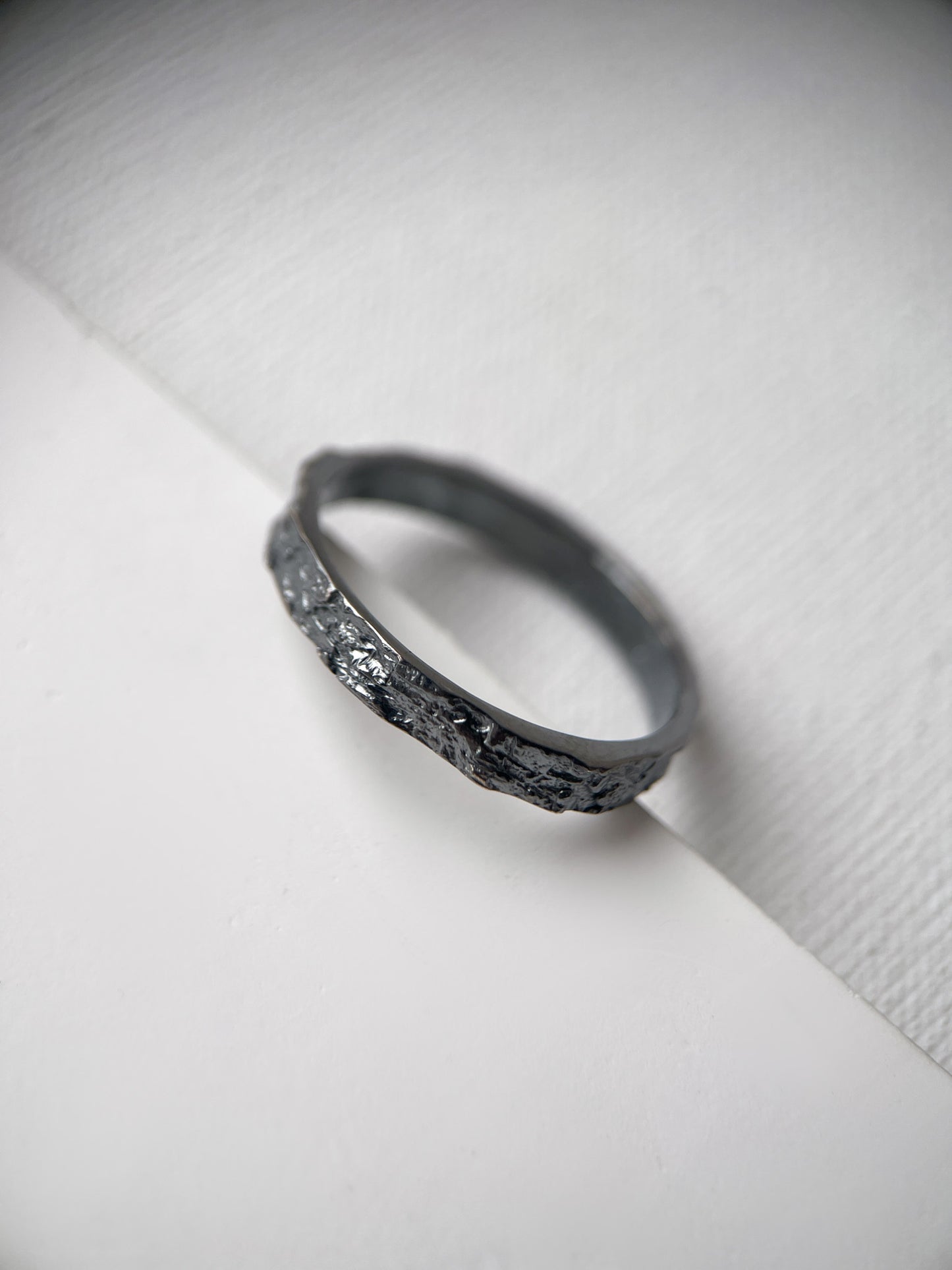 Ring "Oak bark" blackened (3 mm)