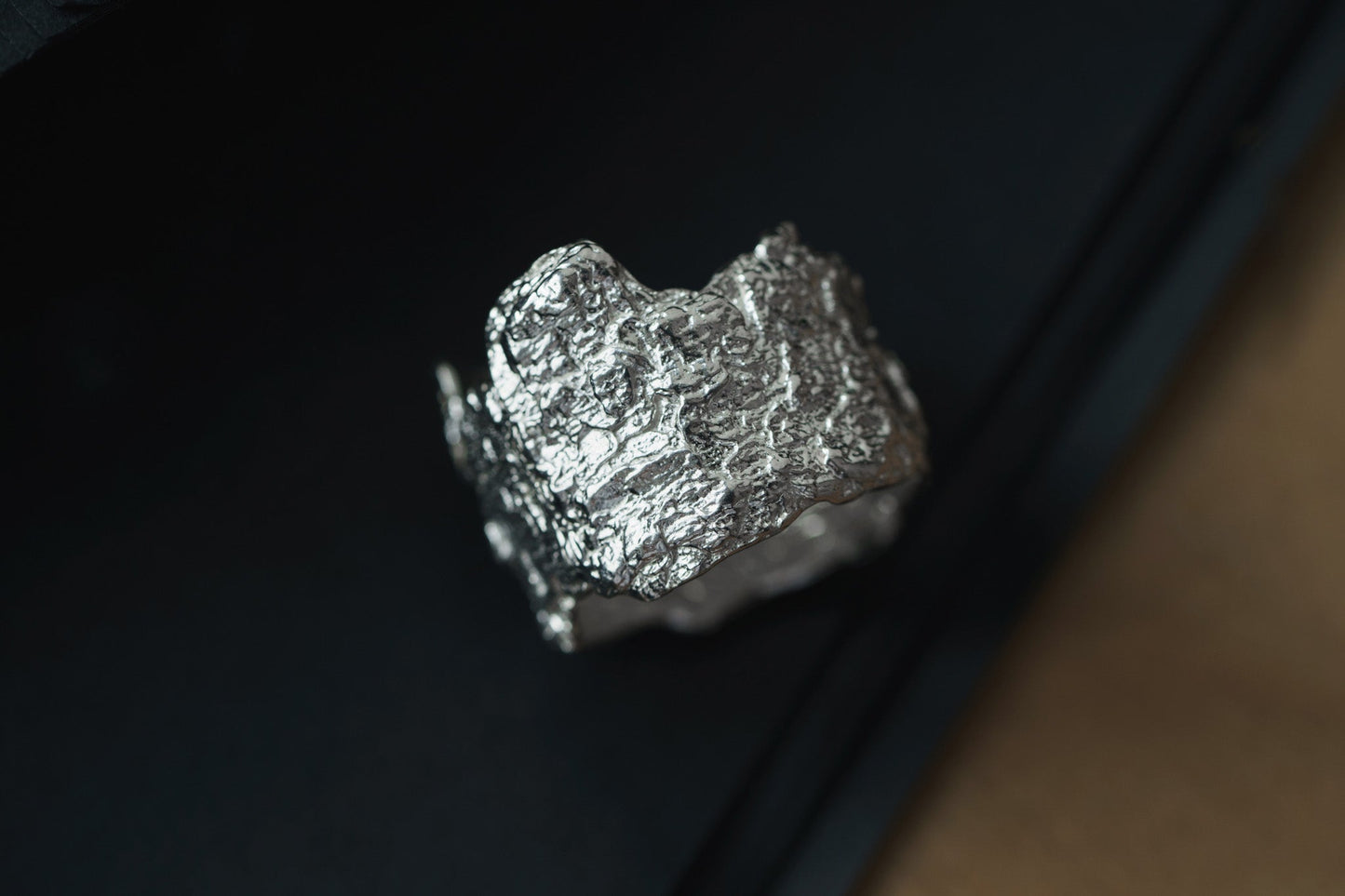 Ring "Oak bark" light (11-16 mm)