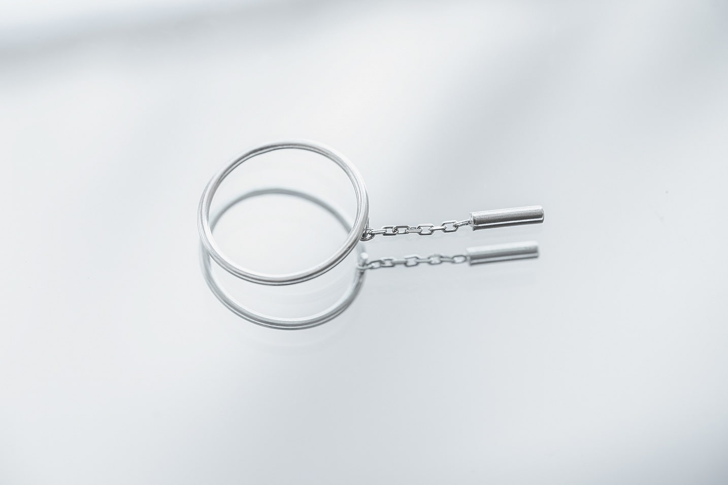 Ring "Pendulum"