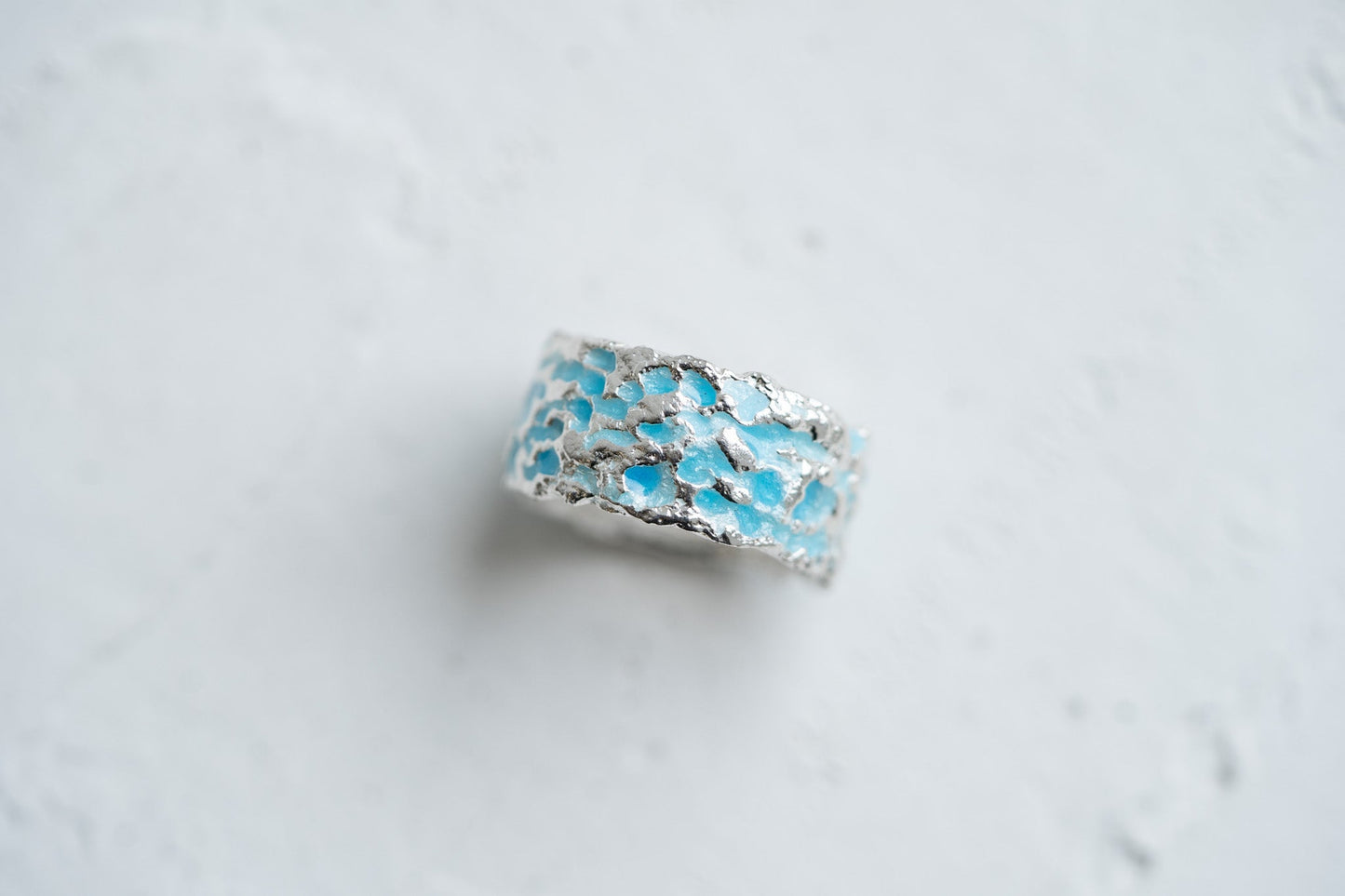 Ring "Water ripple" light blue light (10 mm)