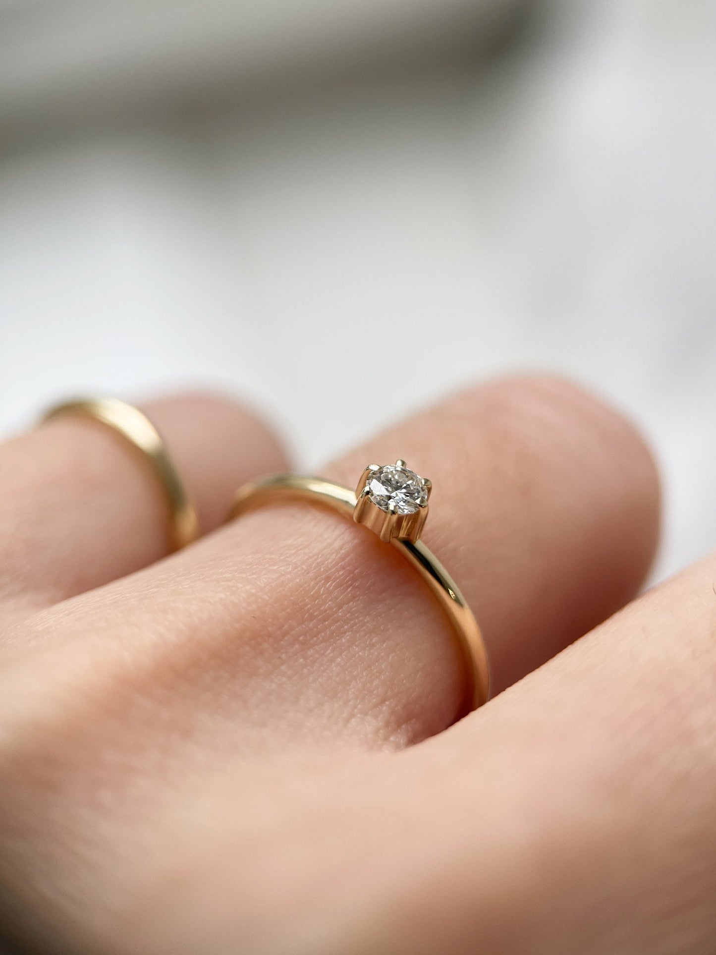 Ring "Dew" (gemstone 3 mm)