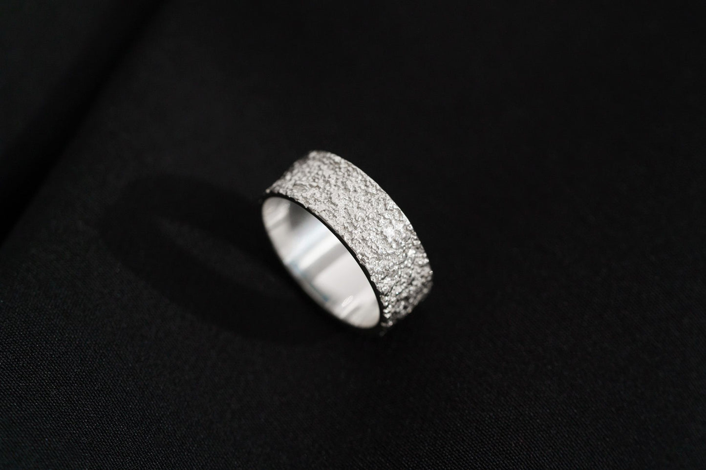 Ring "Sand" light (8 mm)