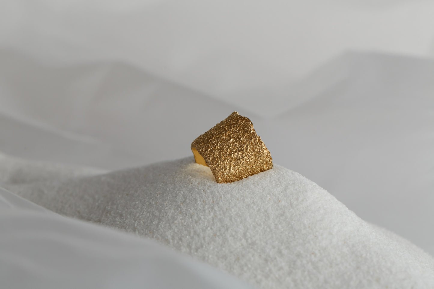 Ring "Sand" light (18 mm)