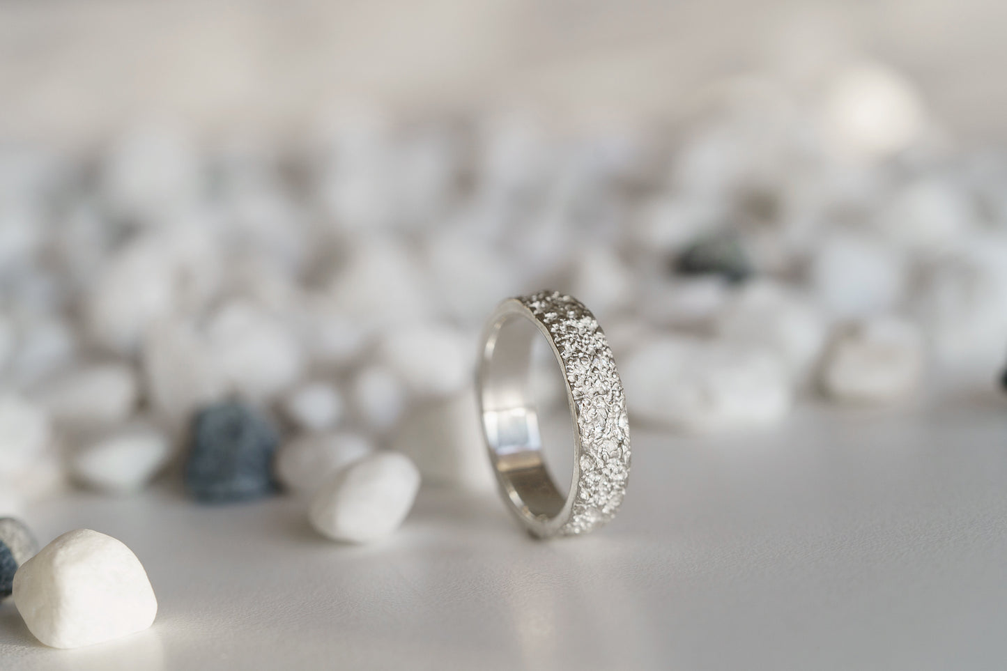 Ring "Sand" light (5 mm)