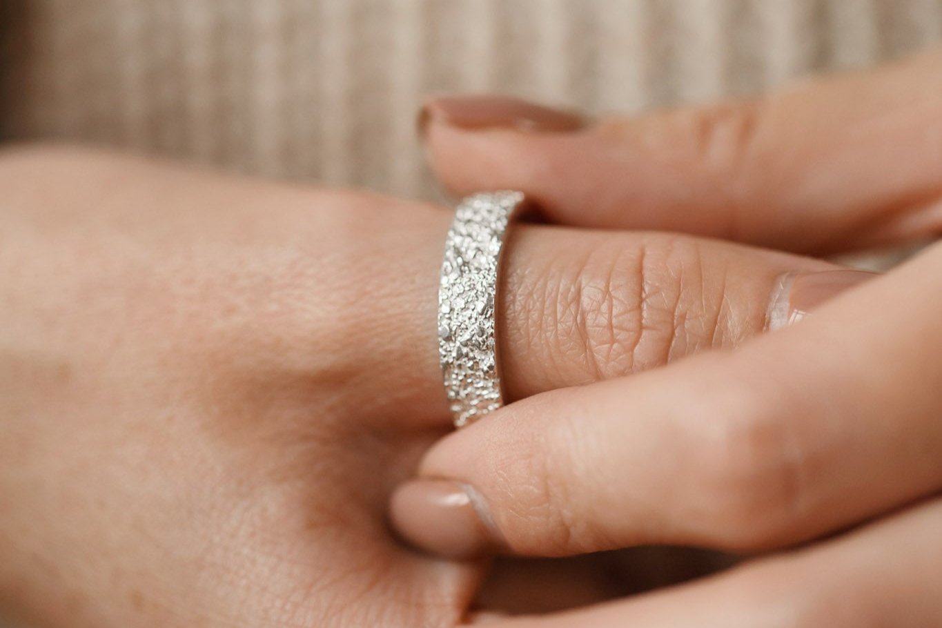 Ring "Sand" light (5 mm)