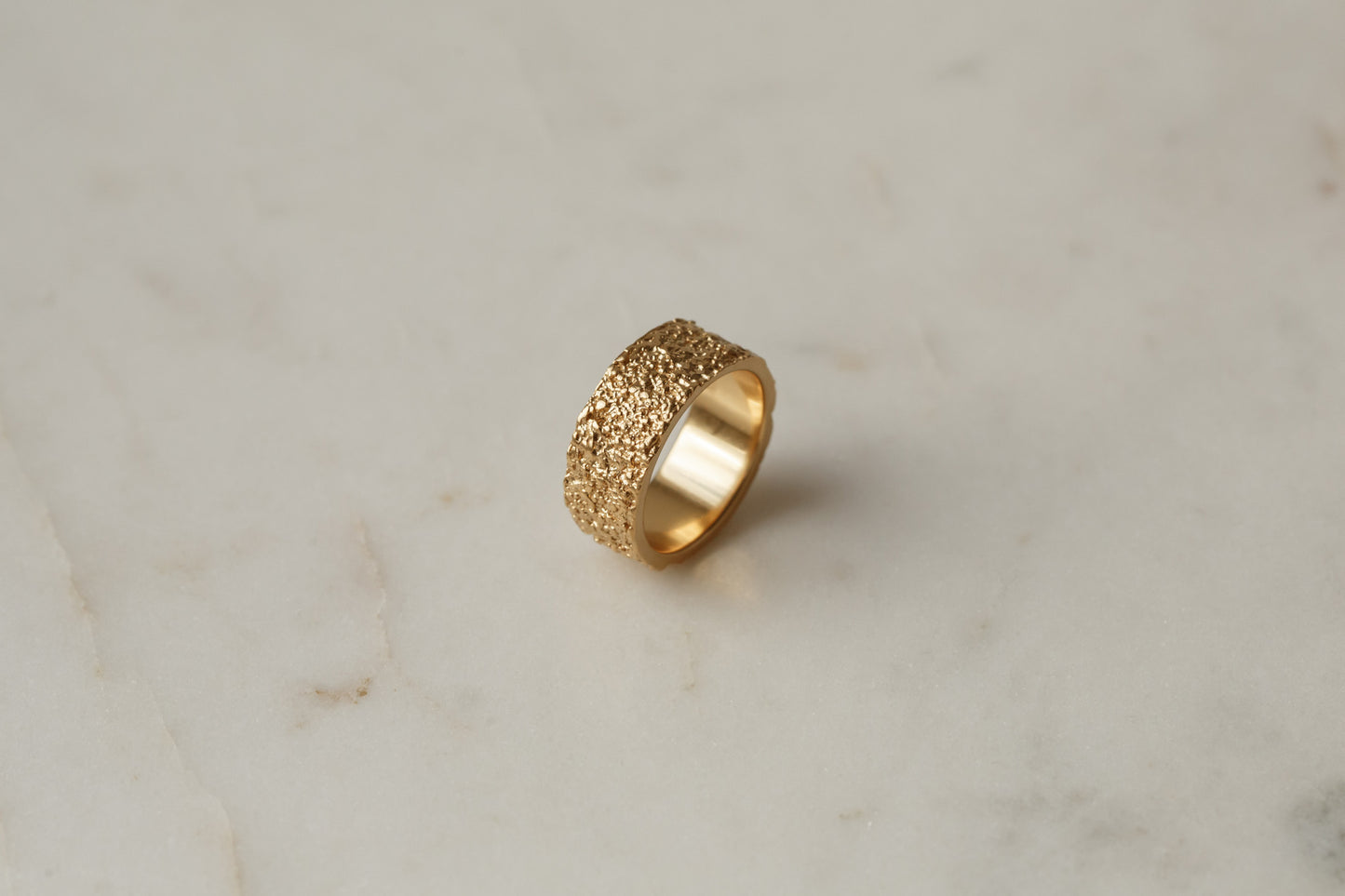 Ring "Sand" light (8 mm)