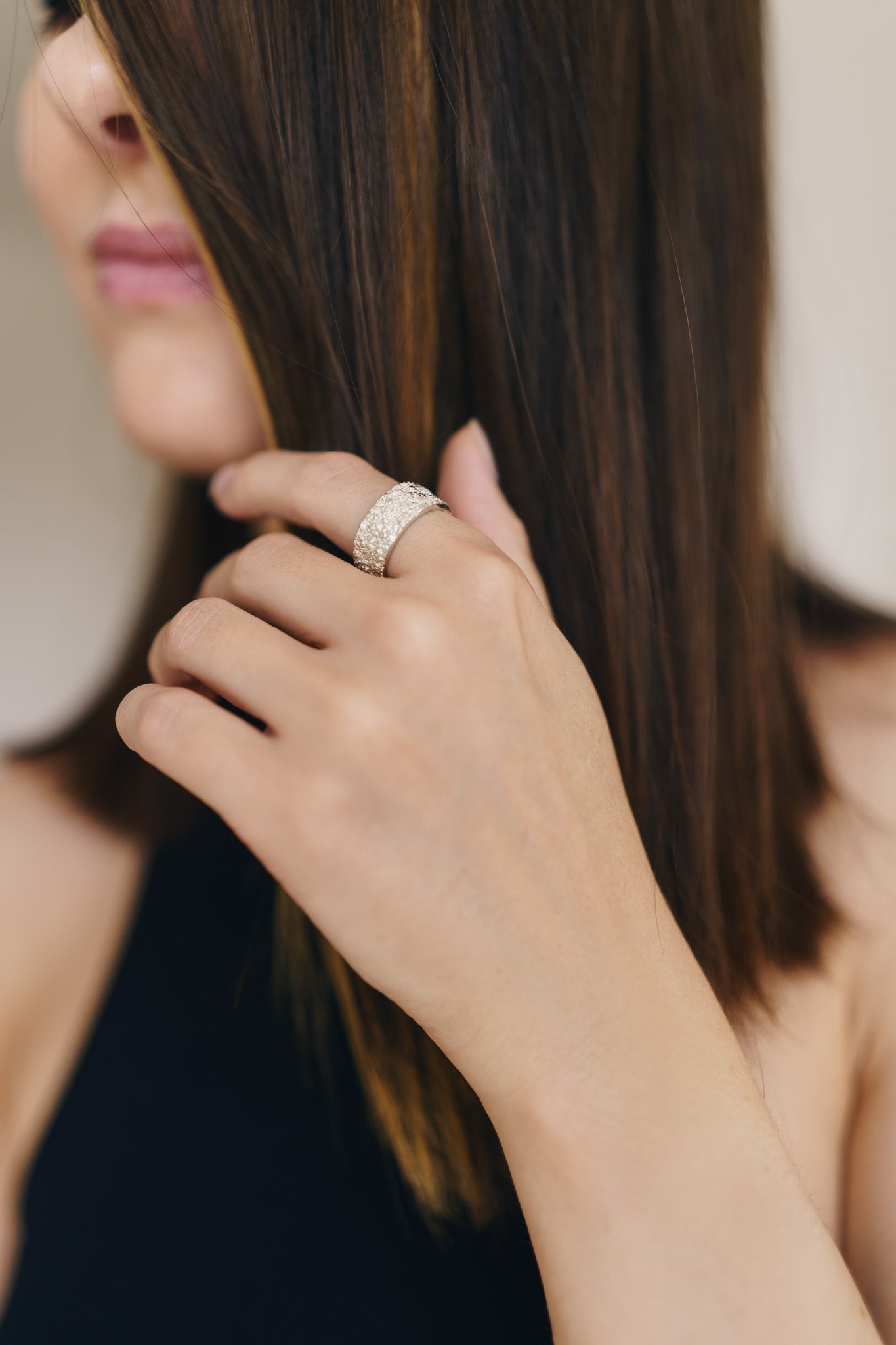 Ring "Sand" light (8 mm)