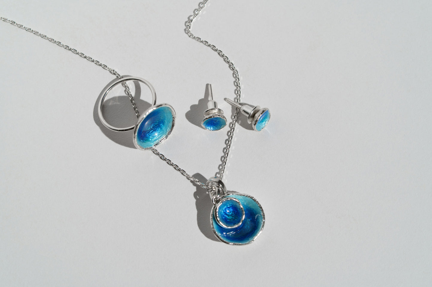 Earrings "Sea" (7,5 mm) blue