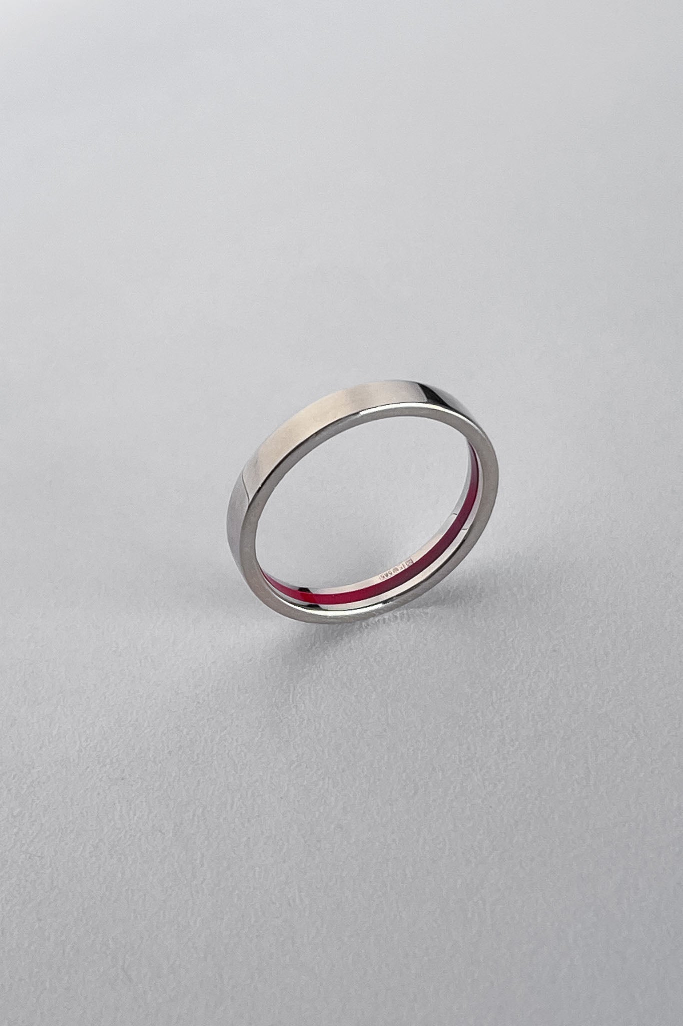 Ring "Secret Stripe" (3 mm) with enamel