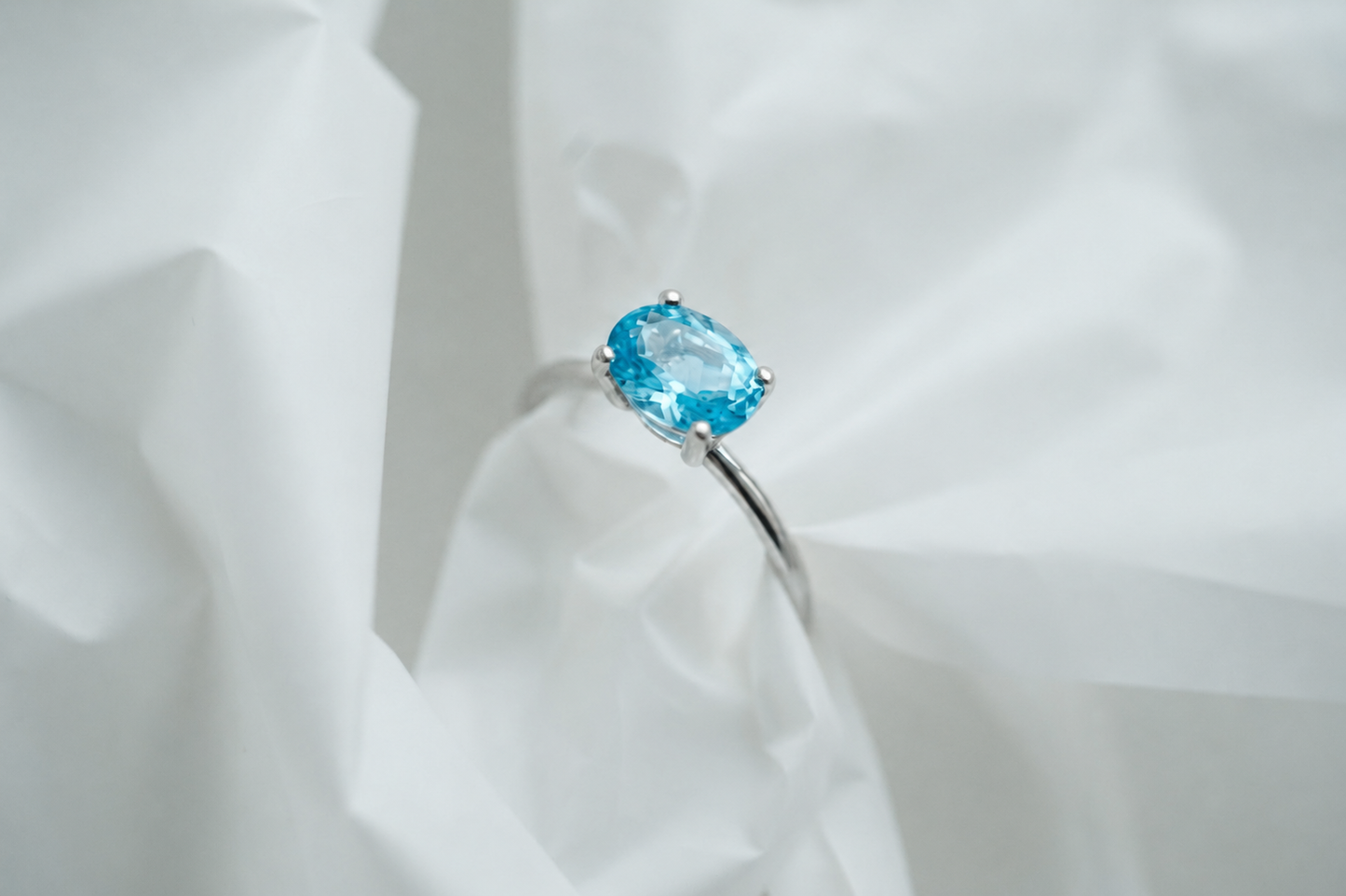 Ring "Shine" (gemstone 6*8 mm)
