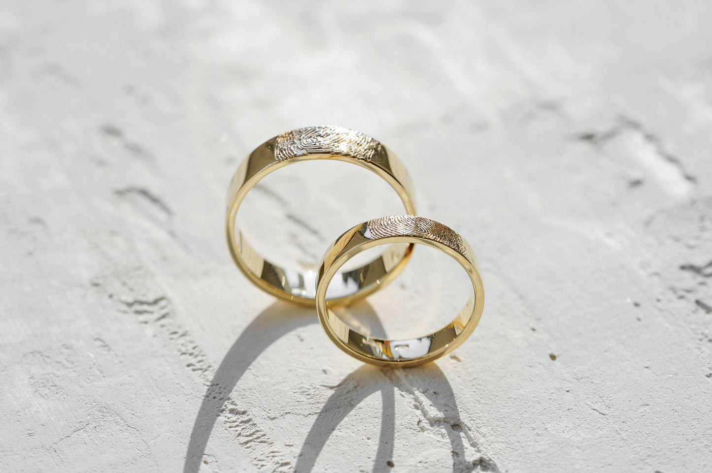Wedding ring "Simple" (5.5 mm) with personalized fingerprint outside