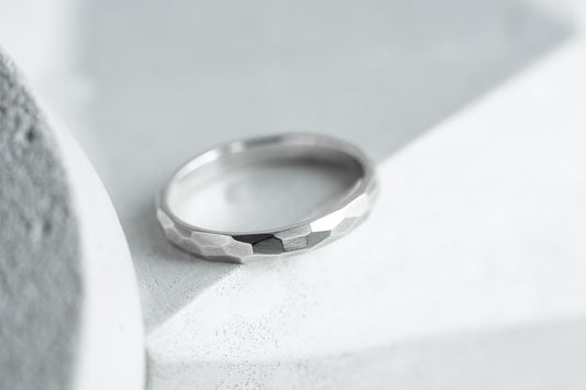 Ring "Small facets" (3 mm)
