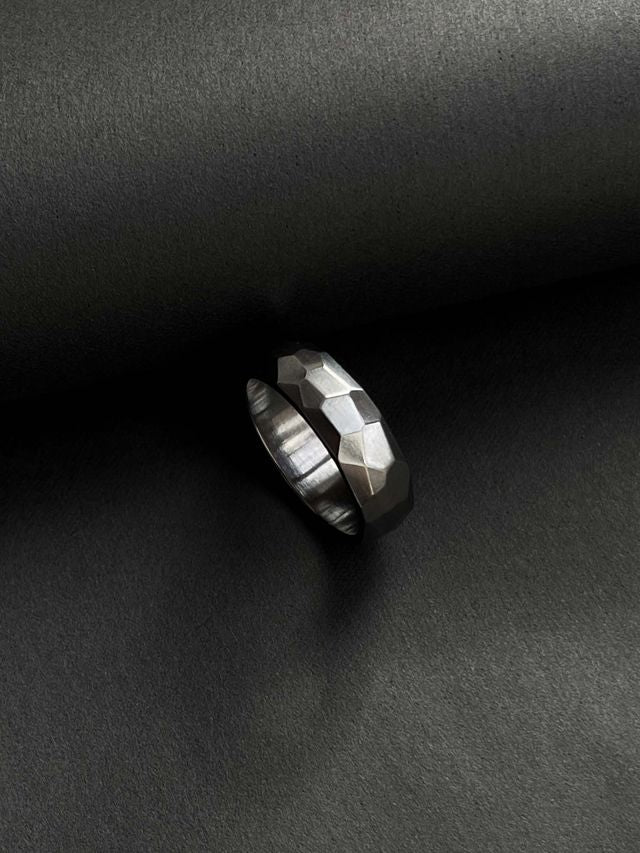 Ring "Small facets" (6 mm)