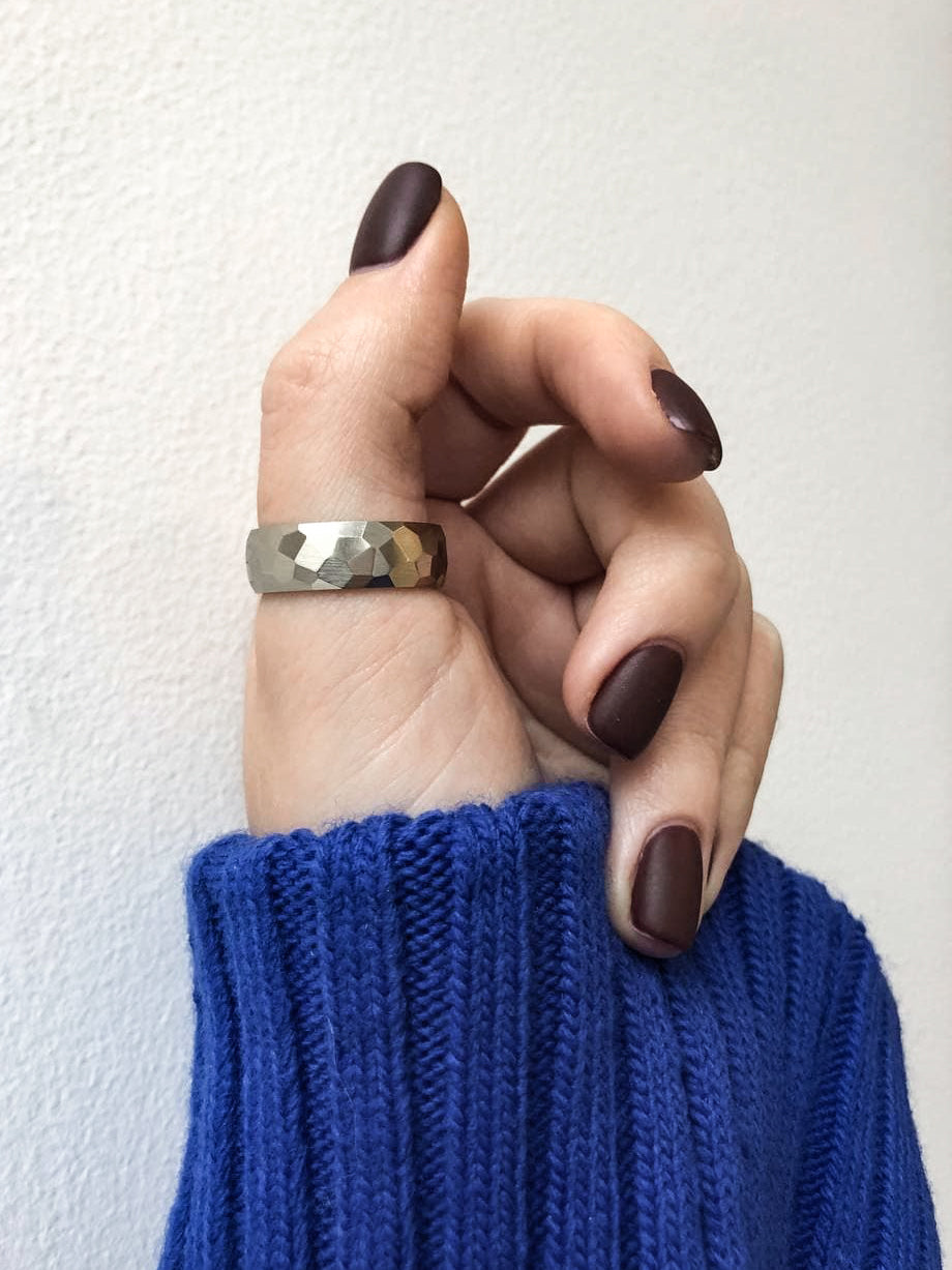 Ring "Small facets" (7 mm)