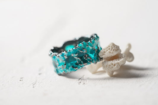 Ring "Storm" emerald (10 mm) blackened