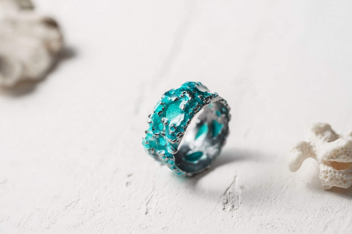 Ring "Storm" emerald (10 mm) blackened