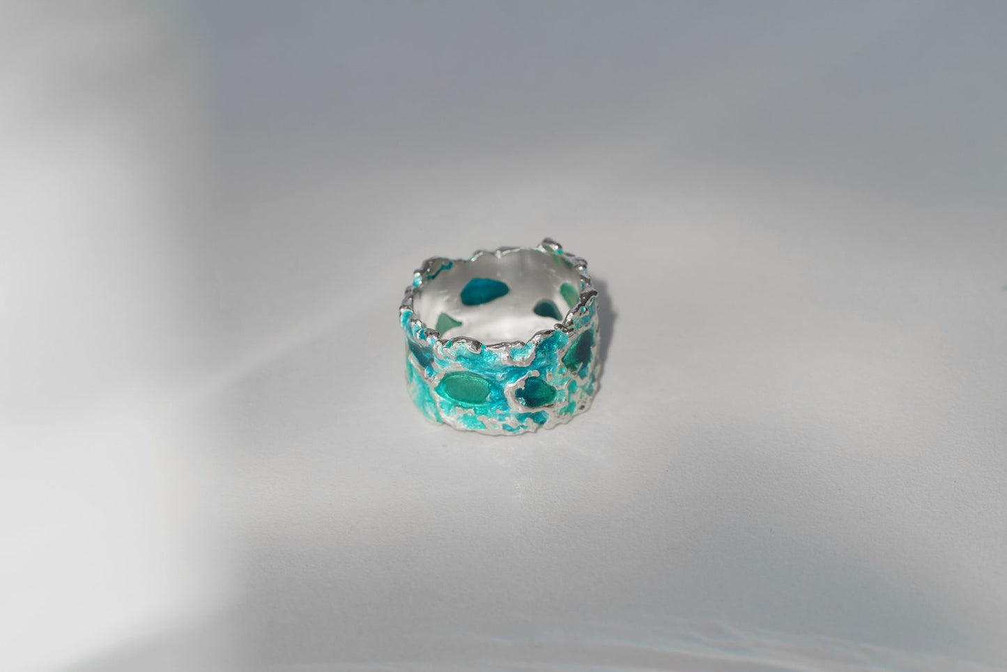 Ring "Storm" emerald (13 mm) light