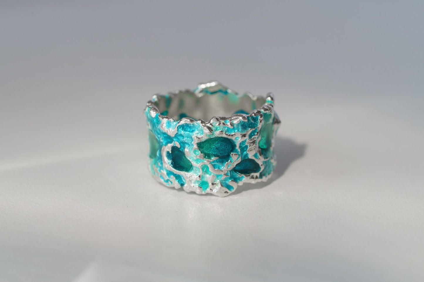 Ring "Storm" emerald (13 mm) light