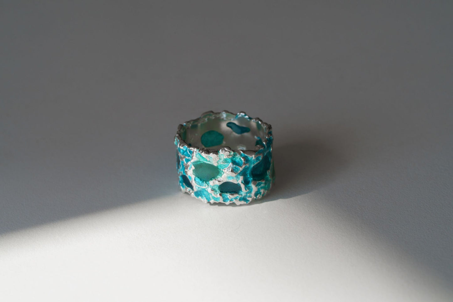 Ring "Storm" emerald (13 mm) light