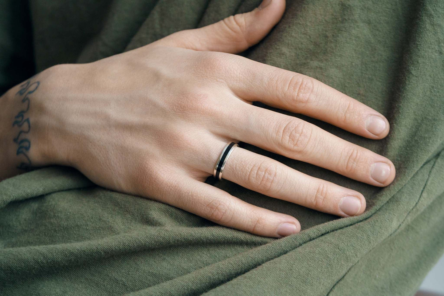 Ring "Stripe" (5 mm) with enamel