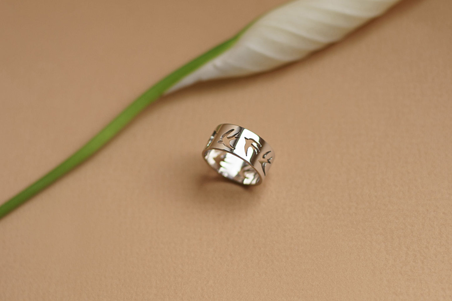 Ring "Swallows" (9 mm)
