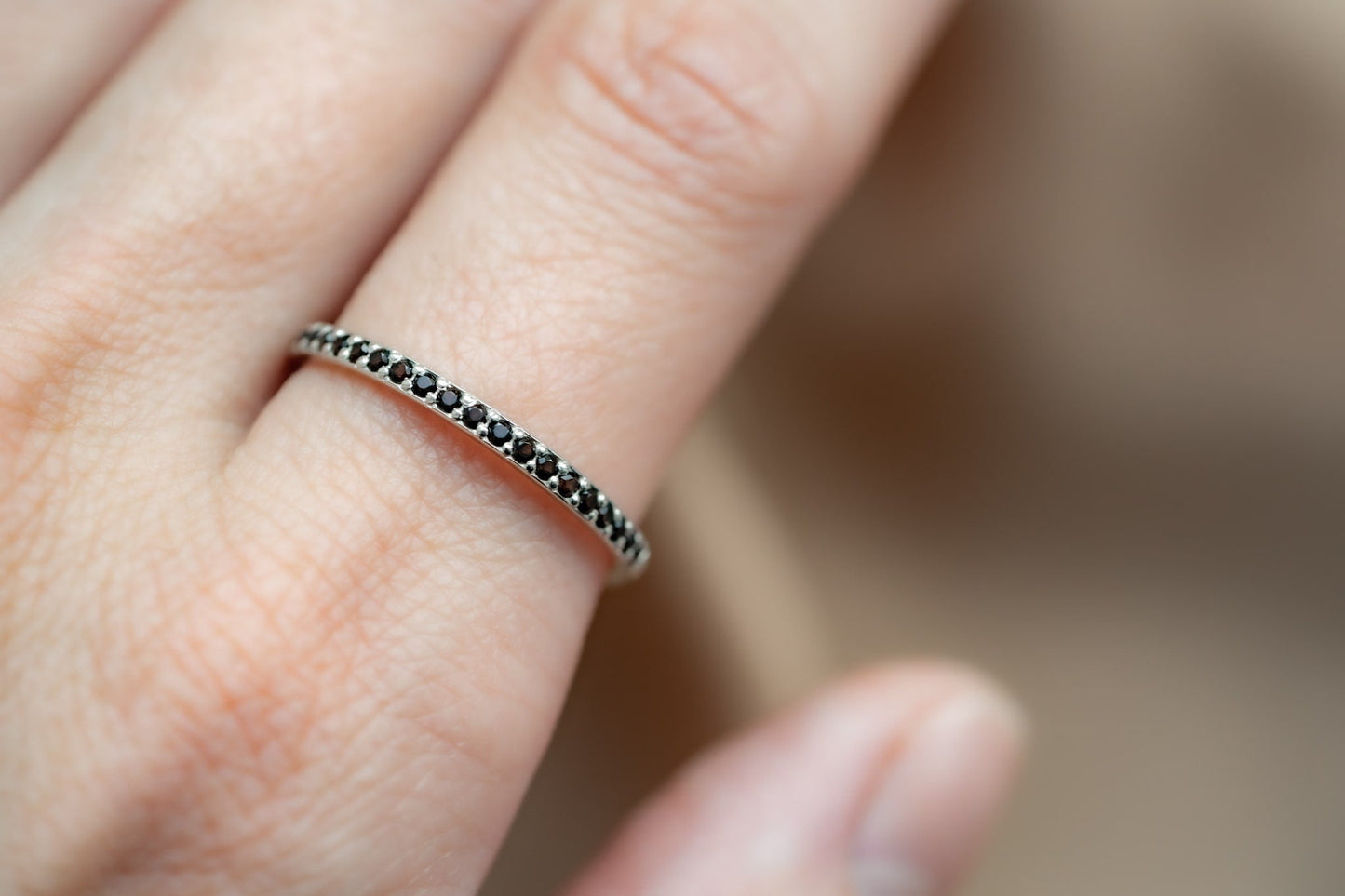 Ring "Thread" (gemstones for half a band)