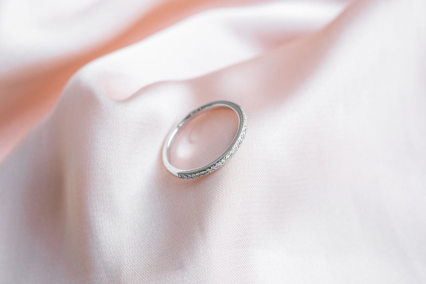 Ring "Thread" (gemstones for half a band)