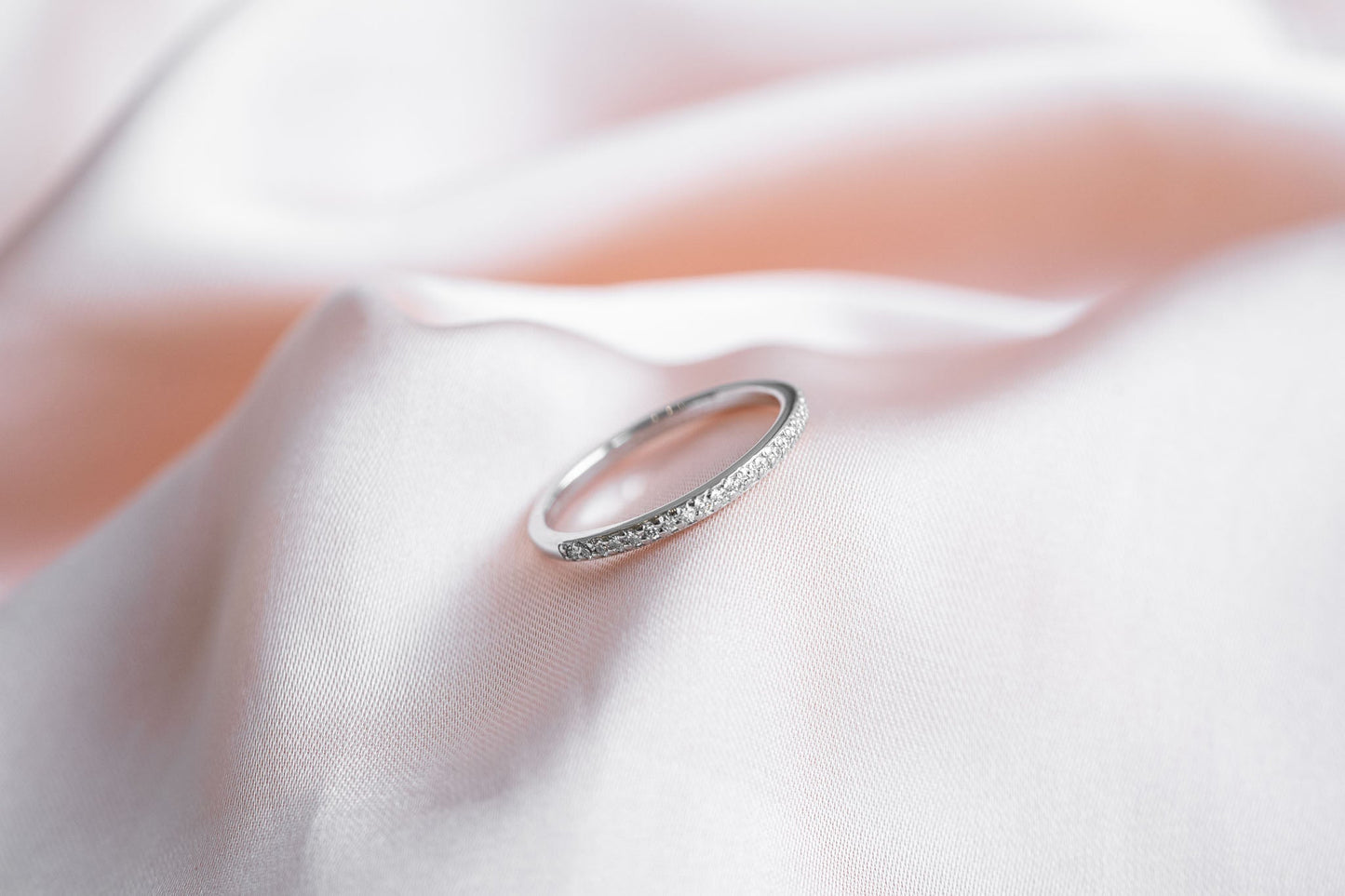 Ring "Thread" (gemstones for half a band)