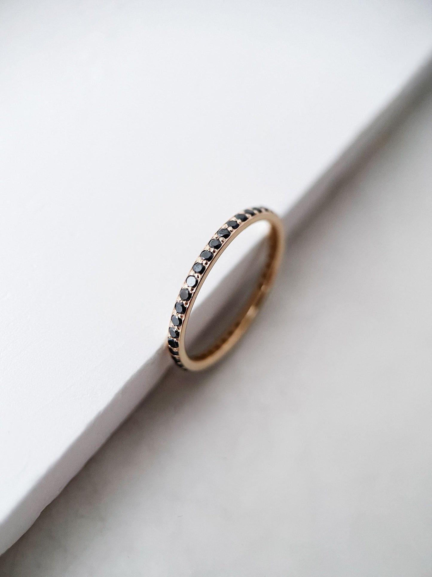 Ring "Thread" (gemstones all over the ring)