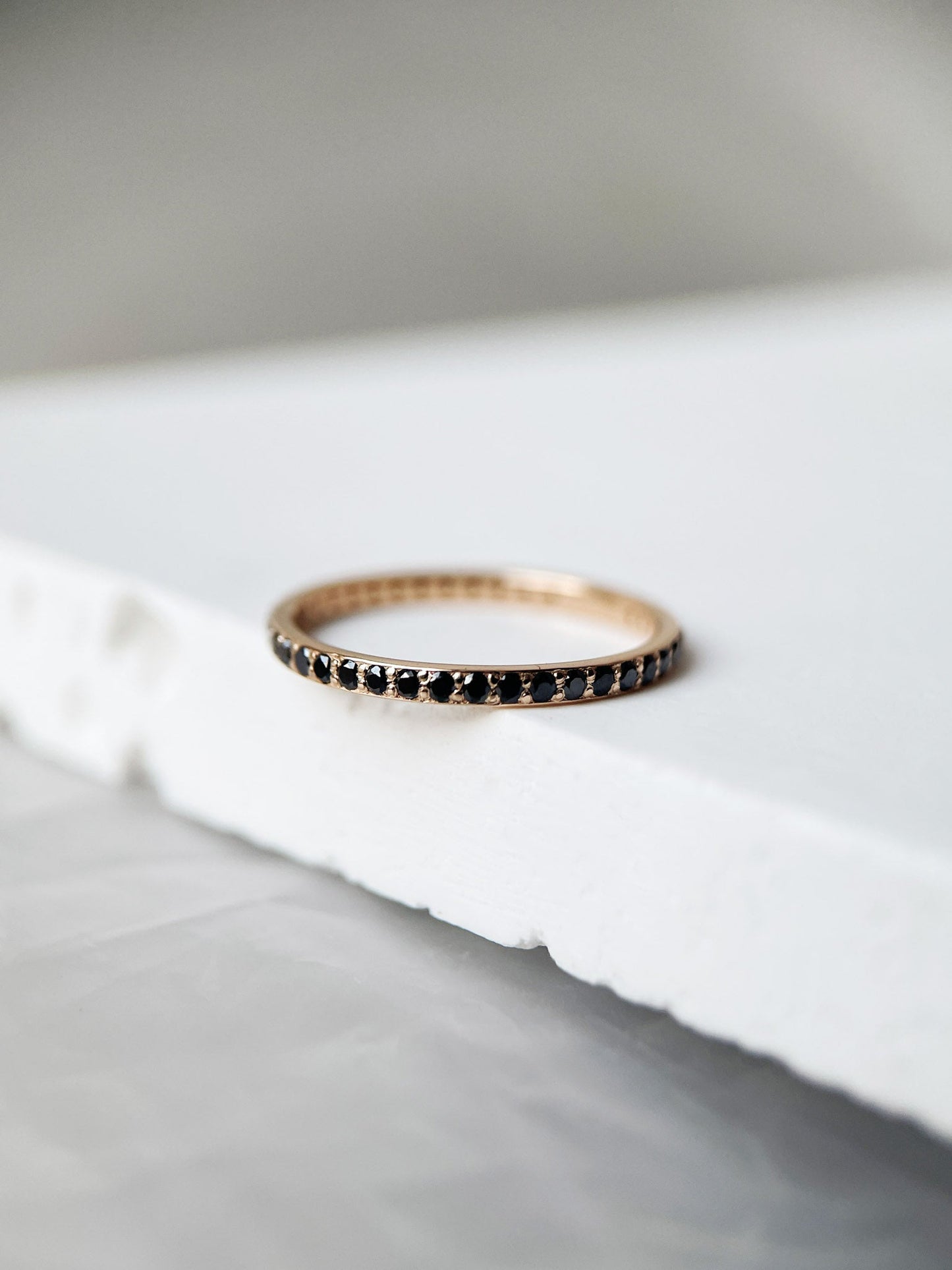 Ring "Thread" (gemstones all over the ring)