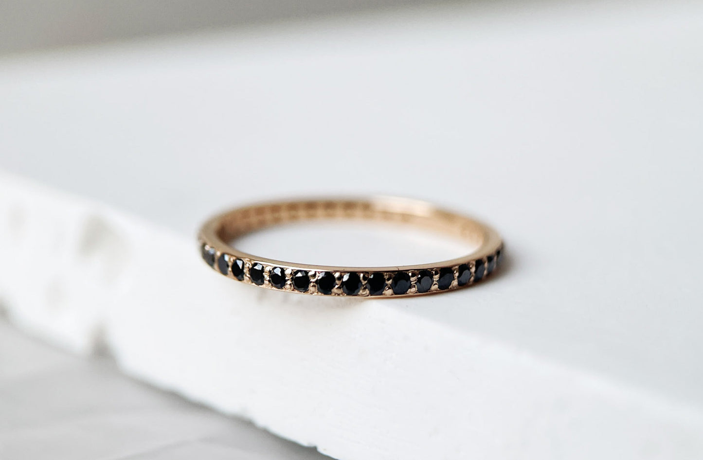 Ring "Thread" (gemstones all over the ring)