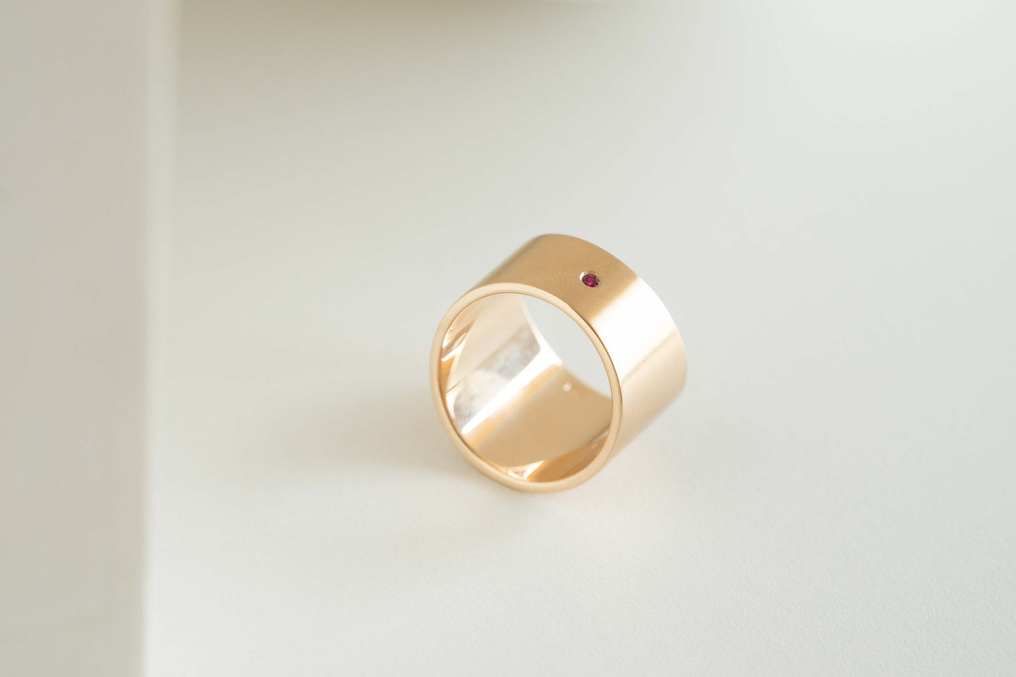 Ring "Trapezoid" with gemstone