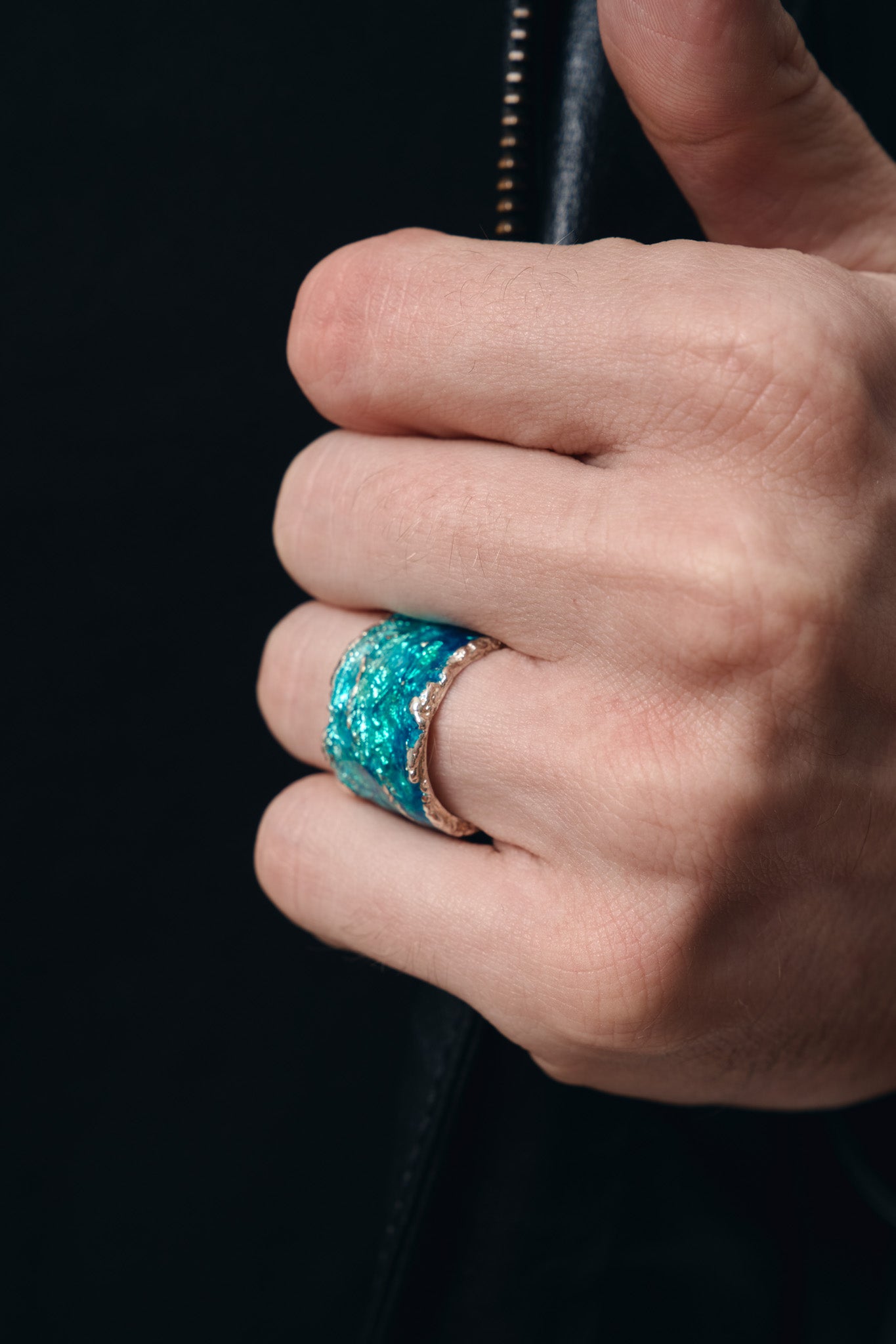 Ring "Wave" emerald (15 mm)