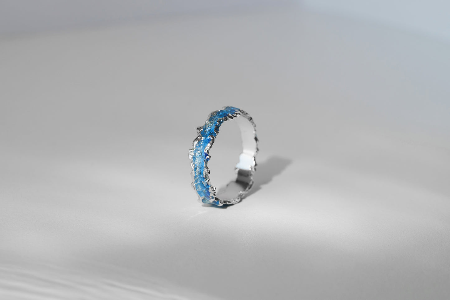 Ring "Wave" blue (4 mm)