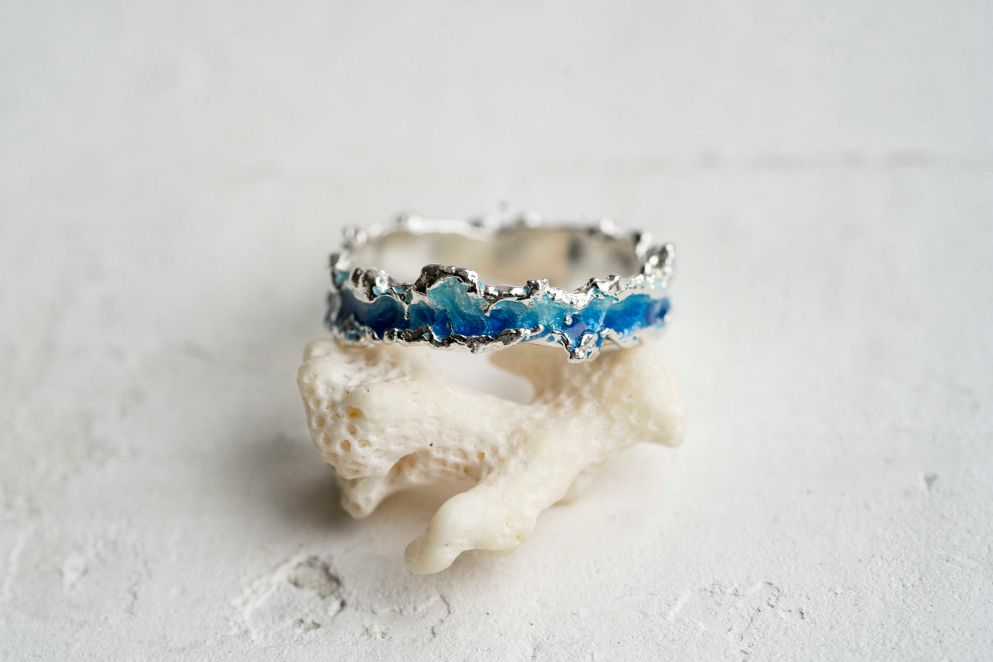 Ring "Wave" blue (4 mm)