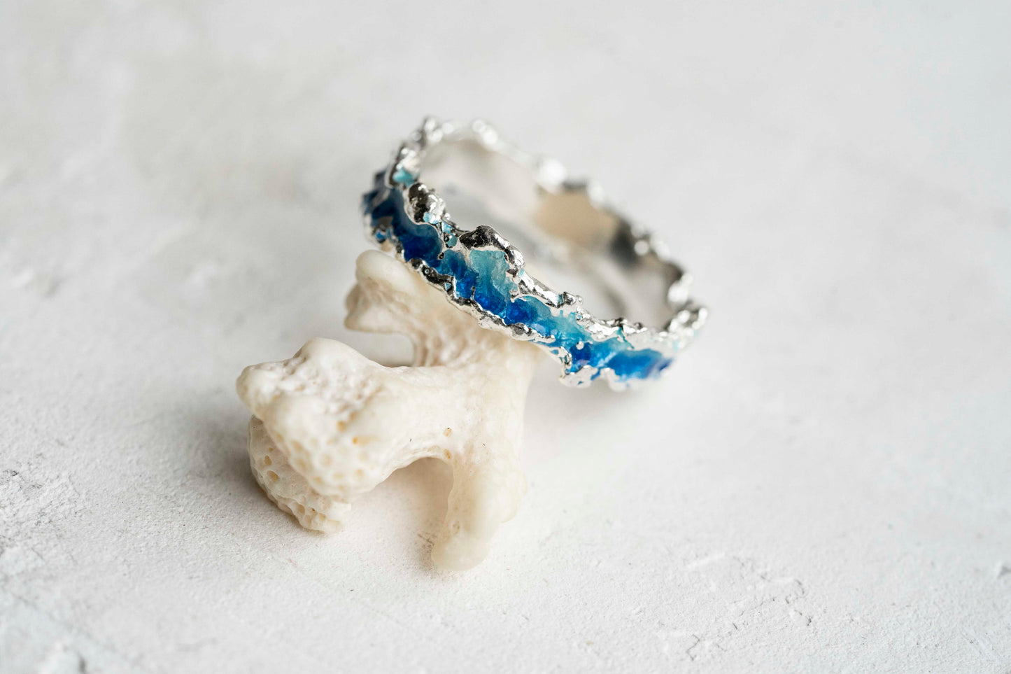 Ring "Wave" blue (4 mm)