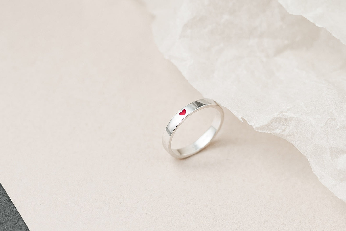 Ring "With Love" (3 mm; red heart)