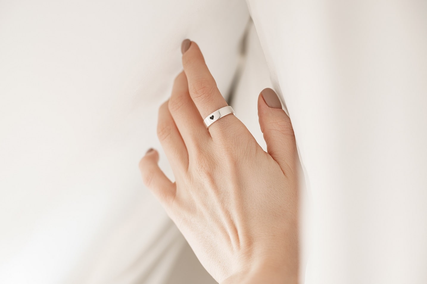 Ring "With Love" (5 mm; Black Heart)