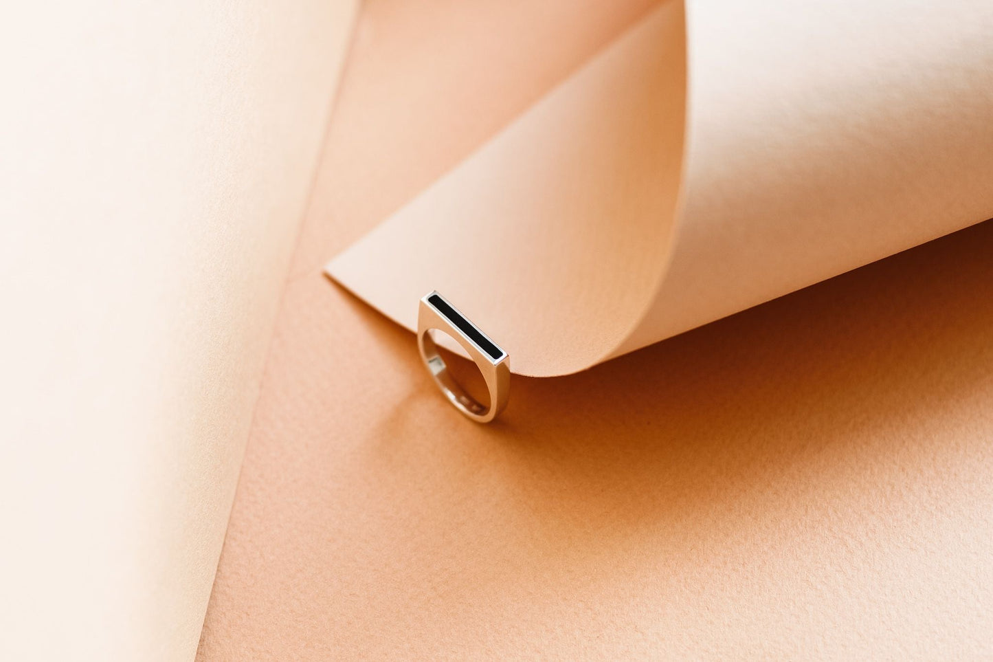 Signet ring "Horizon" with black enamel