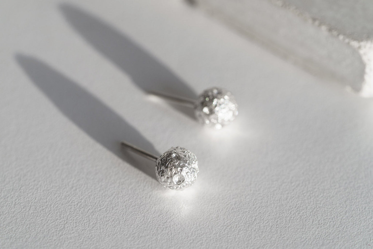 Stud earrings "Full moon" (8 mm)