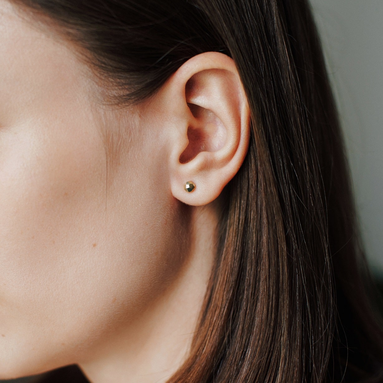 Stud earrings "Facets" mini