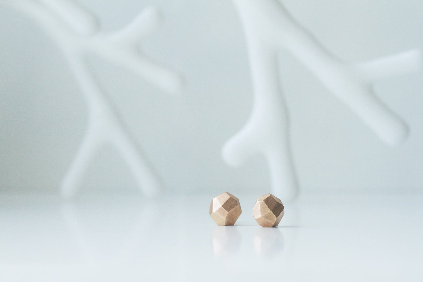 Stud earrings "Facets"