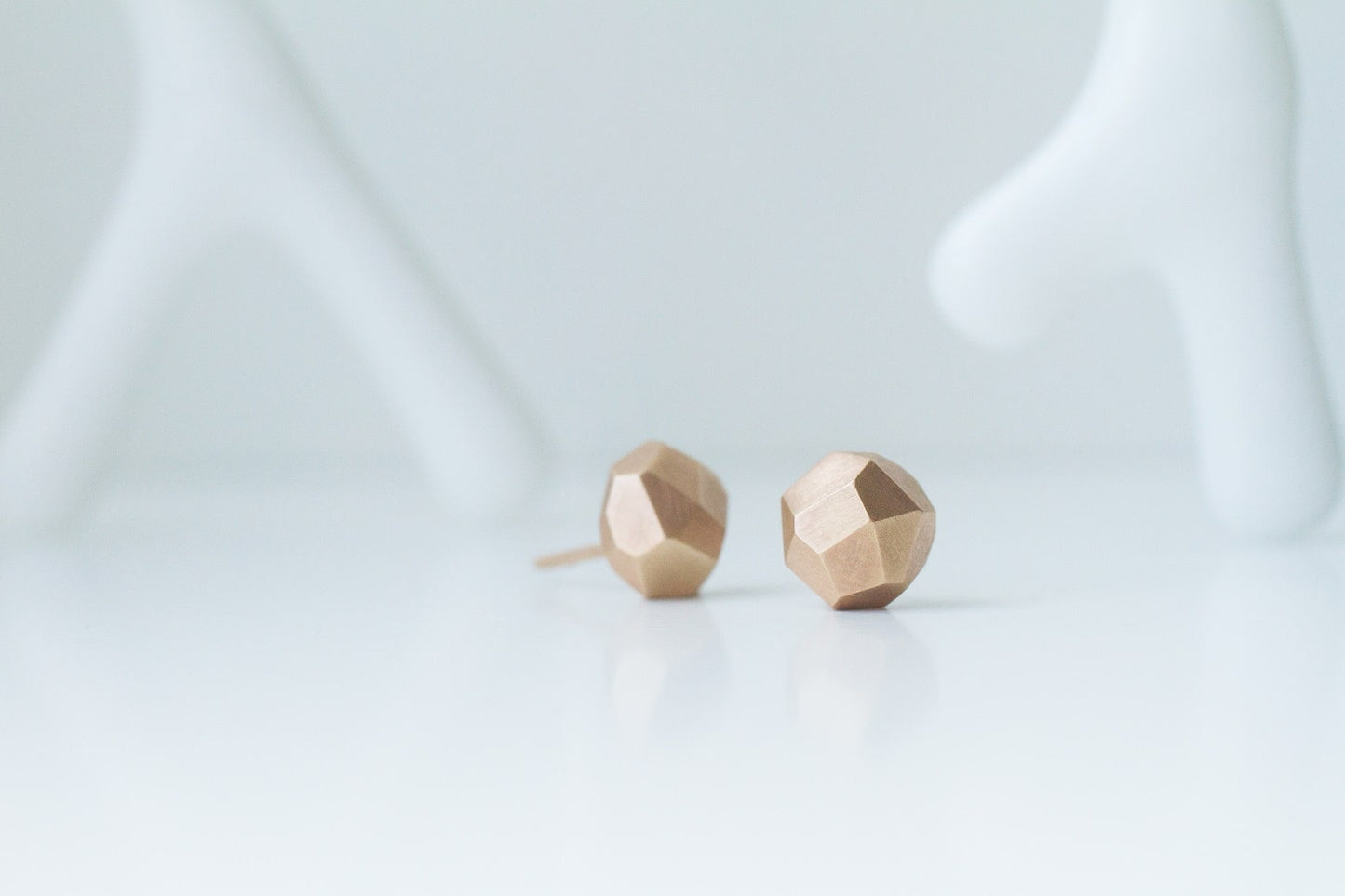 Stud earrings "Facets"