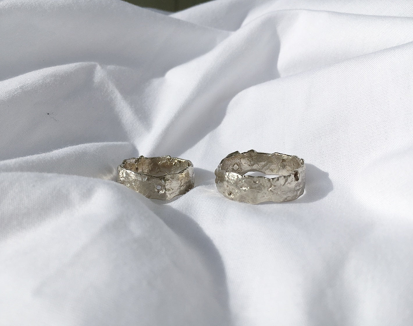 Wedding ring "Light Asteroid" (6 mm)