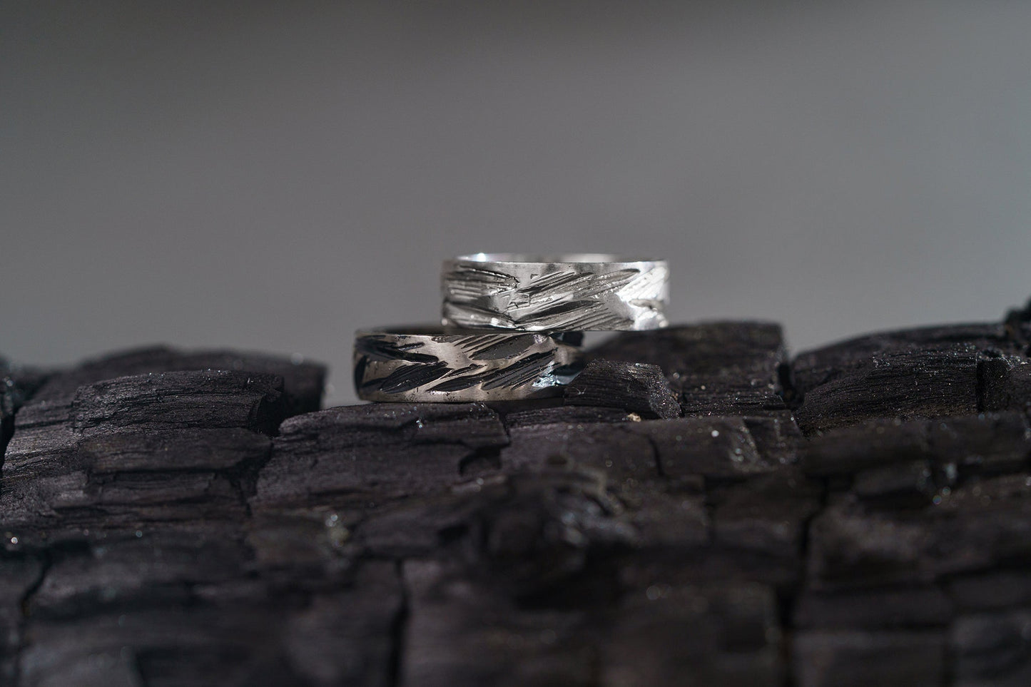 Wedding ring "Crushed Ice" light (5 mm)