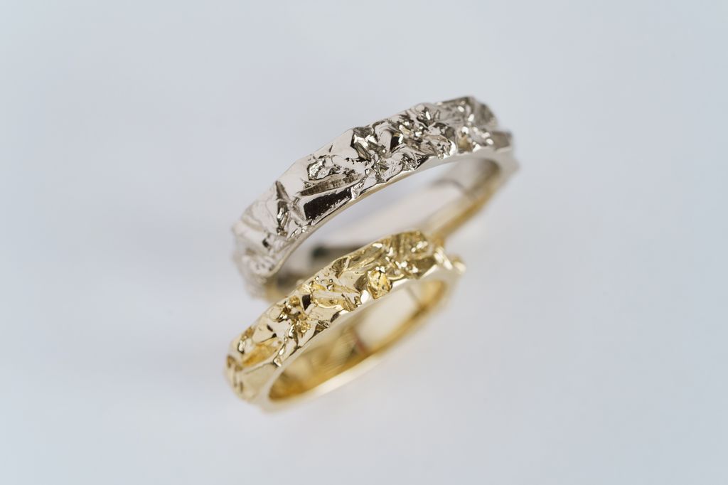 Wedding ring "Granite rock" light (5 mm)