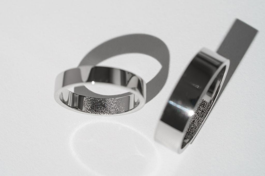 Wedding ring "Simple" (6 mm) with an individual fingerprint inside
